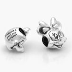 Charm Plata .925 Rodizado Minnie Mouse Rotulado 0054