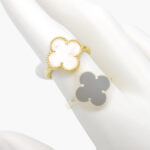 Anillo Flor Esmalte Chapa de Oro 1135 - Blanco