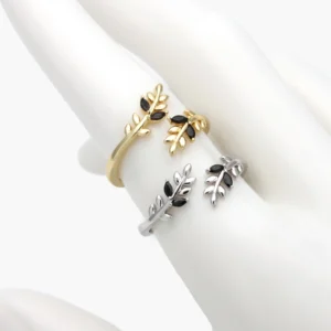 Anillo Ajustable Hojas Chapa de Oro 1336