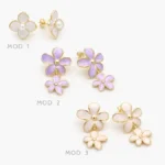 Aretes Flores Esmalte Blanco y Morado Perlas Chapa de Oro 735