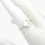 Anillo Flor Trébol Madre Perla Plata .925 Mod. 291